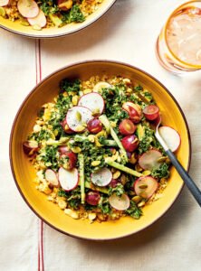 Bowl de Quinoa con Kale y Tofu Marinado